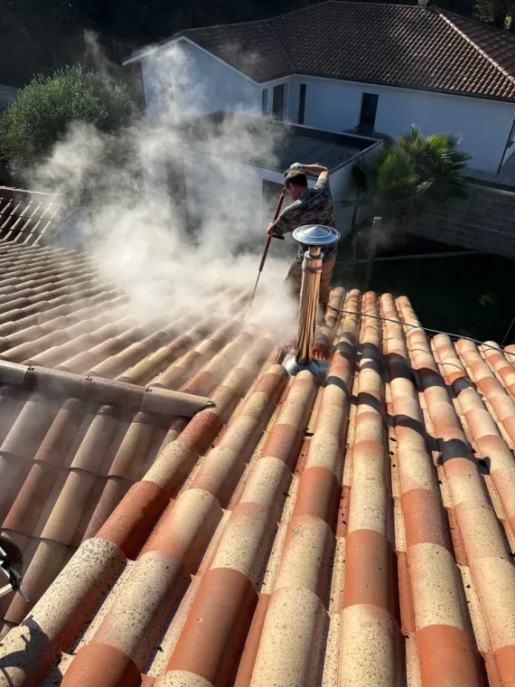 Solution économique pour toiture propre et durable à Soustons, Saint-Martin-de-Seignanx, Green Vapeur