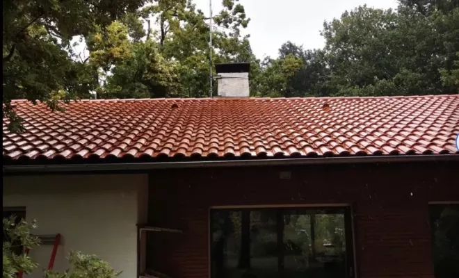 Nettoyage écologique d'une toiture à Ondres, Saint-Martin-de-Seignanx, Green Vapeur