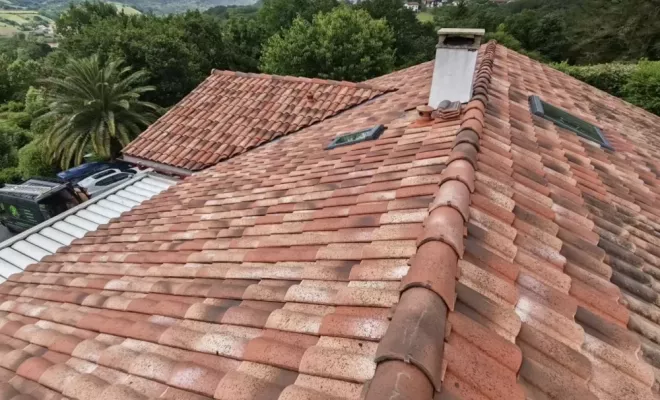 Nettoyage vapeur d'une toiture à Saint pee sur nivelle, Saint-Martin-de-Seignanx, Green Vapeur